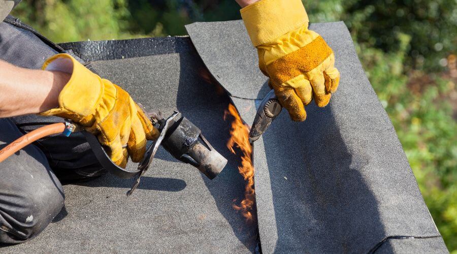 Professional Flat Roofing Installation in Owendale, MI